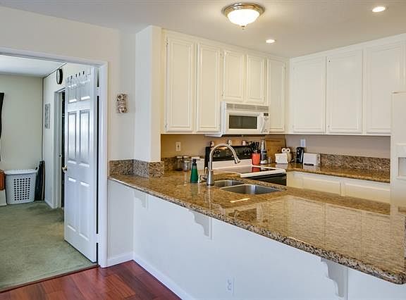 5th image of 2057 Burton St APT 69