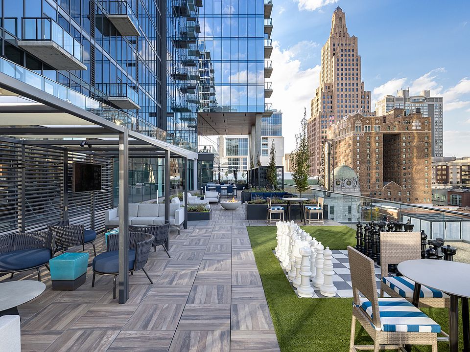 The outdoor terrace at Three Light Luxury Apartments