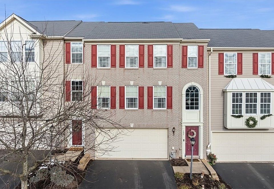1st image of 157 Kensington Dr