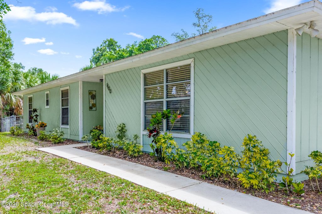 1100 Wabasso Ave SE, Palm Bay, FL - View 2