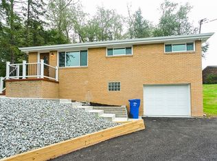 351 Buttermilk Hollow Rd, Irwin, PA 15642