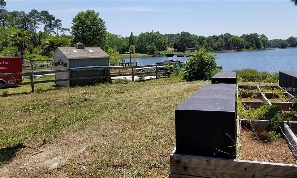 2nd image of 10215 SE 141st Avenue Rd