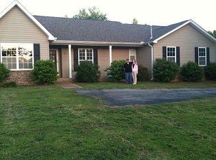 275 Pearson Rd, Greer, SC 29651