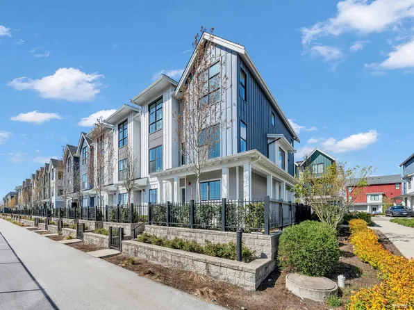 488 Furness St #25, New Westminster, BC V3M 0B5