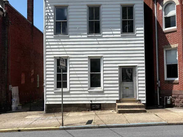 106 N 4th St, Hamburg, PA 19526