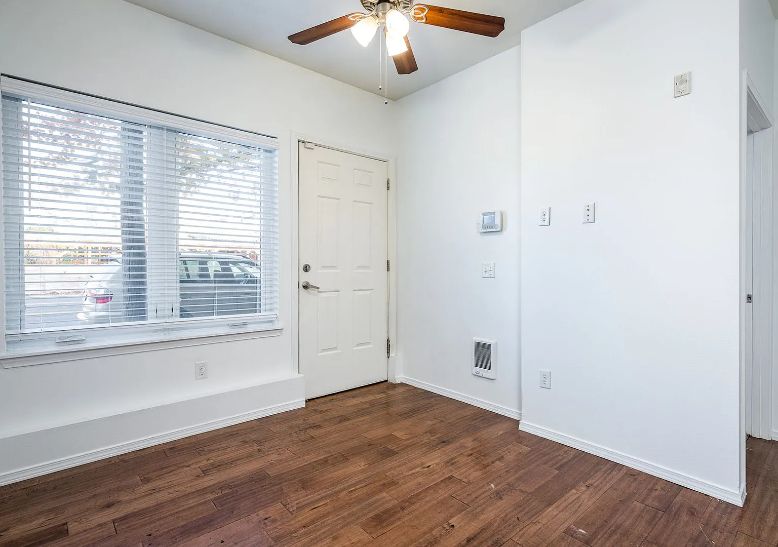 455 NE 24th Ave — Photo 4