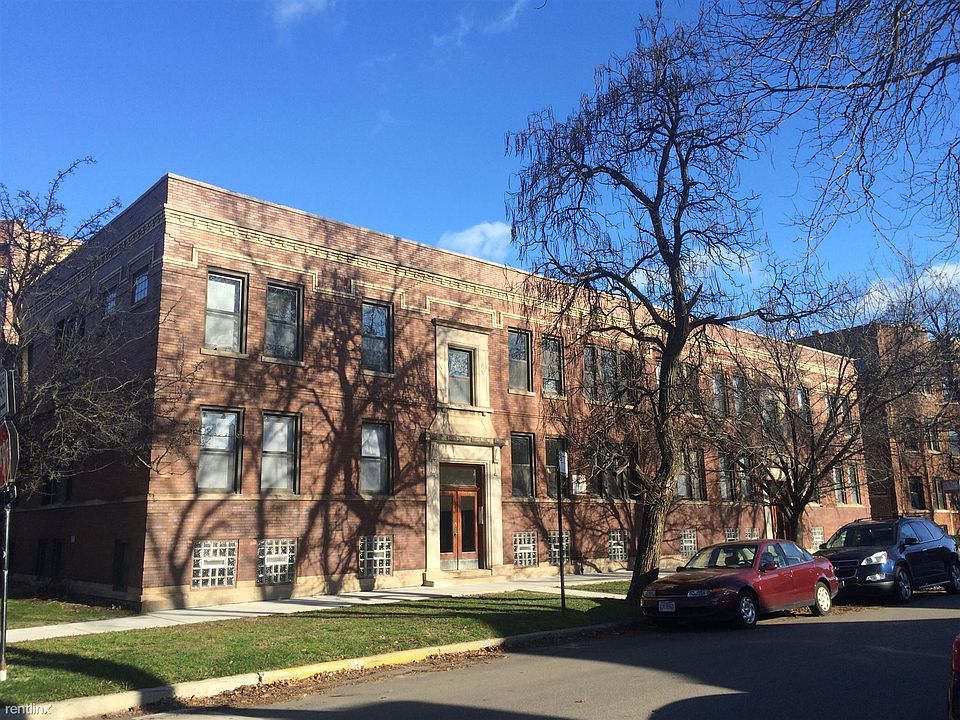1314 Waveland Building 2015