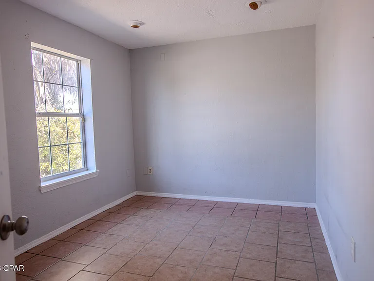 4402 Cindy Ln — Photo 25