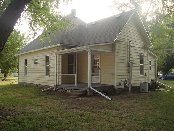 5th image of 1020 NW 2nd St
