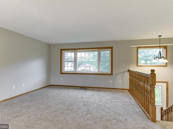 2nd image of 17565 Isanti St NE