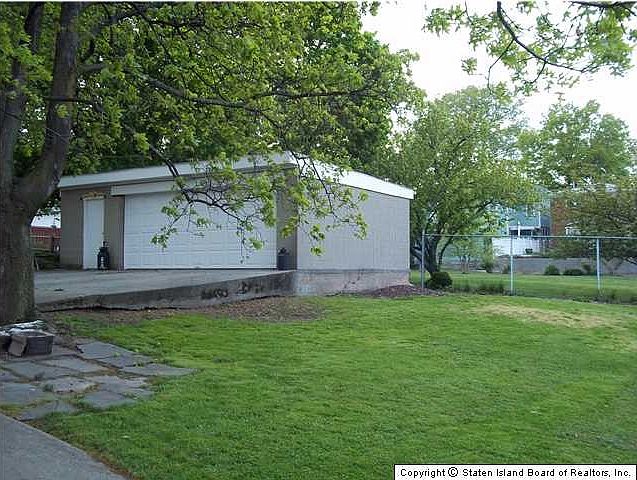 1st image of 109 Greenfield Ave