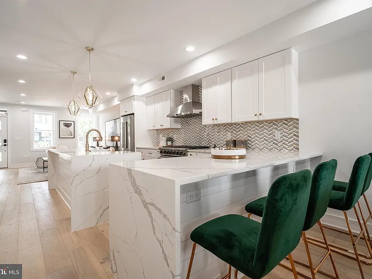 520 Irving St NW — Photo 18