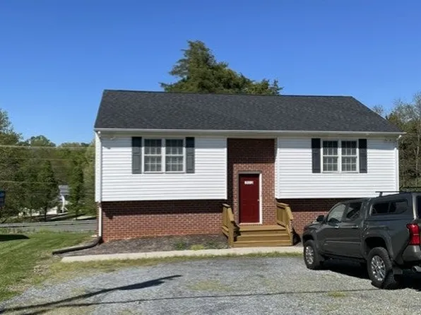 5802 Raiford Cir #A, Lynchburg, VA 24503