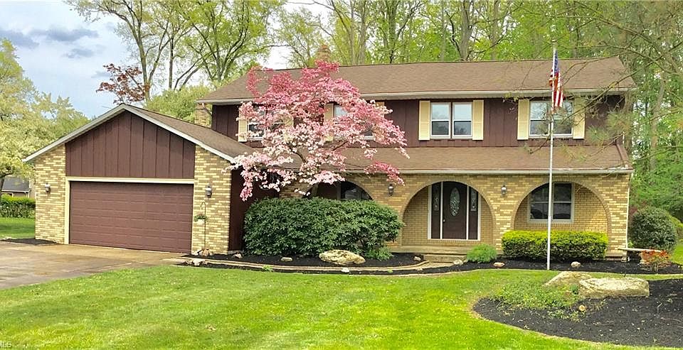 1st image of 7465 Julian Ct
