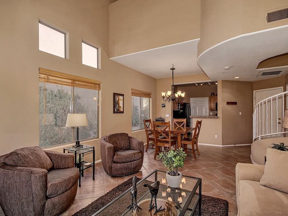 Family Room/Dining Area