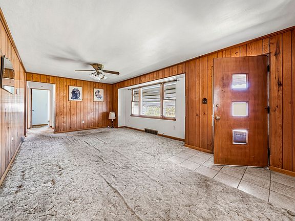 4th image of 715 W 39th St