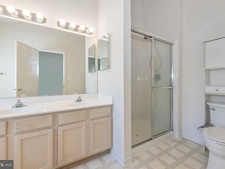 2456 Covered Wagon Ct — Photo 18