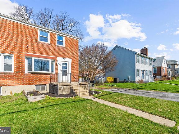2nd image of 5114 Shelbourne Rd