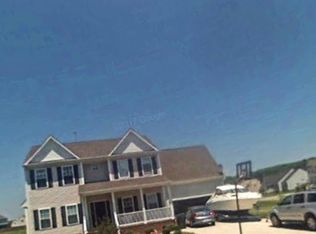 1 Birdie Ln, Chaska, MN 55318