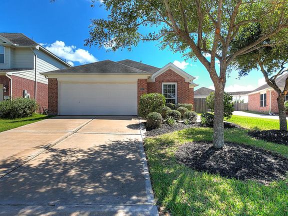 2nd image of 2923 Indigo Dr