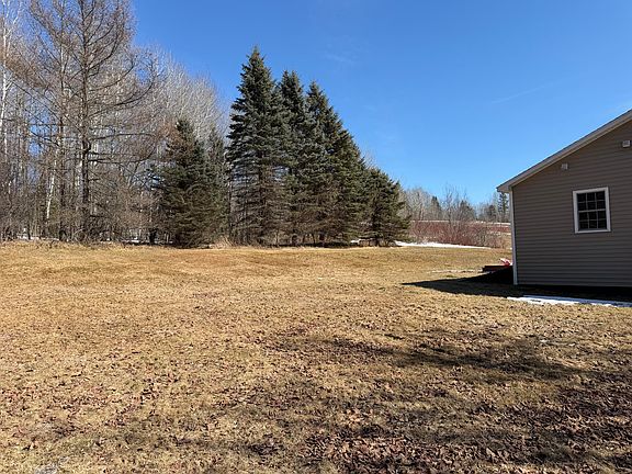 4th image of 1053 Washburn Road