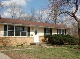 105 W Leslie Ln, Columbia, MO 65202