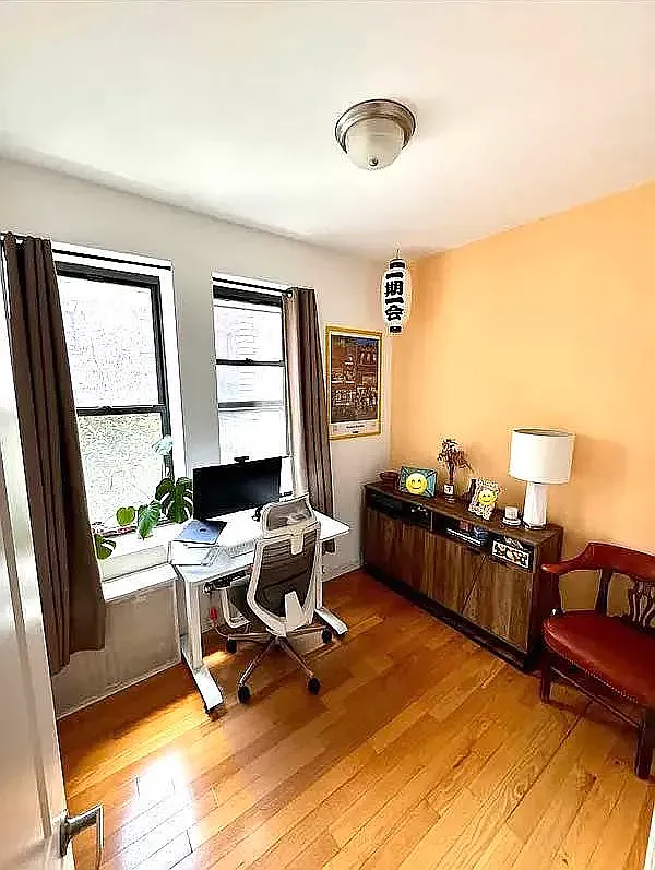 343 East 66th Street — Photo 2