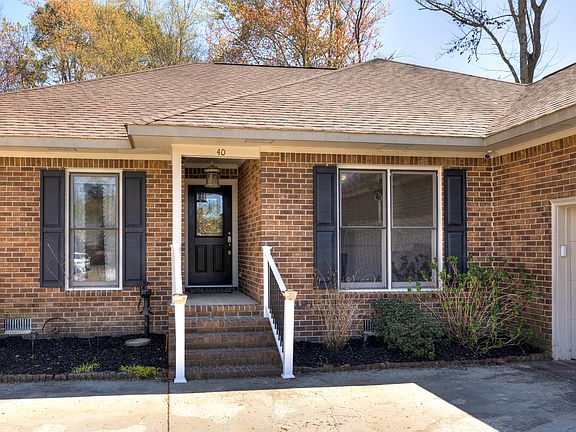 2nd image of 40 Flagstick Ct