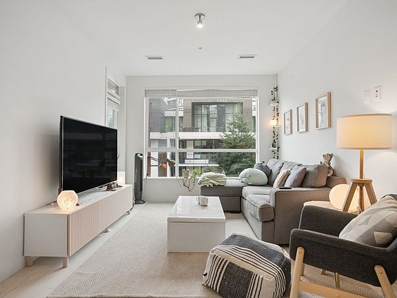 4th image of 3581 Ross Dr #418