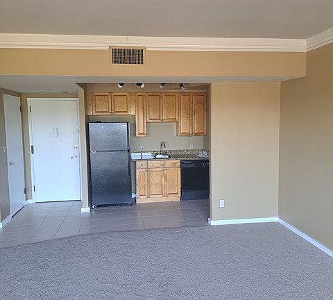 2nd image of 4750 N Central Ave Unit 4P