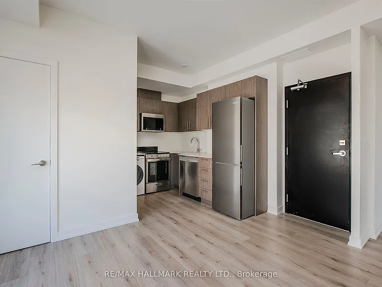 851 Sheppard Ave W #34 — Photo 9