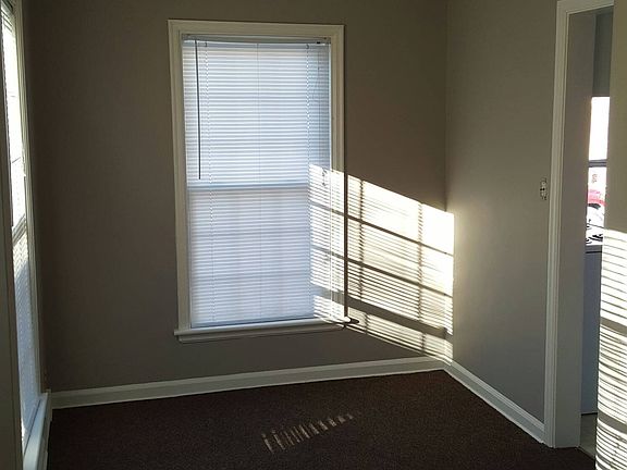 2nd image of 2111 S 49th St