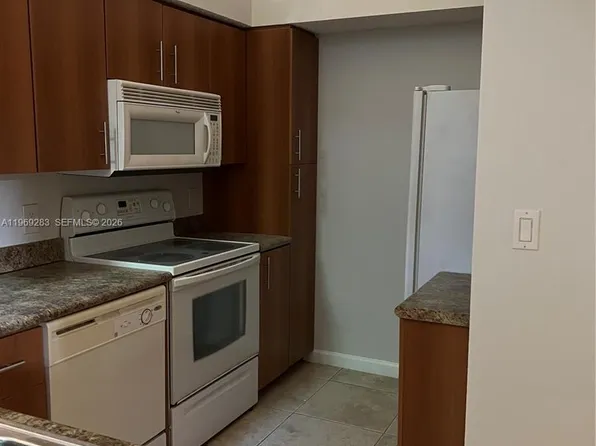 1365 Crystal Way APT N, Delray Beach, FL 33444