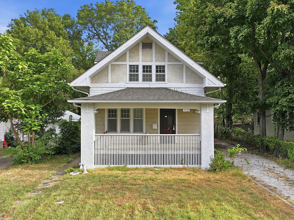 1st image of 619 W Webster Street