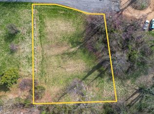 Maple St #16, Appomattox, VA 24522