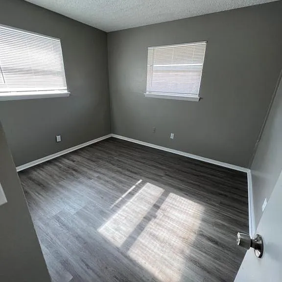 616 Juniper Ave — Photo 6
