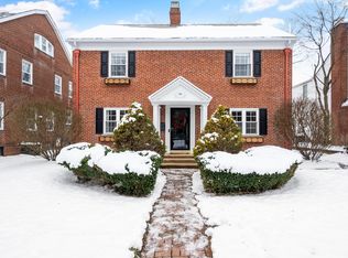 285 S Cassingham Rd, Columbus, OH 43209