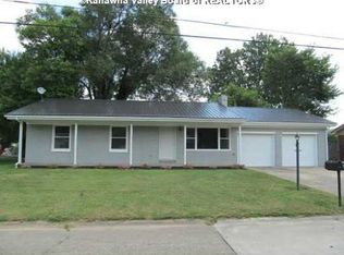 143 Cherokee Ave, Winfield, WV 25213