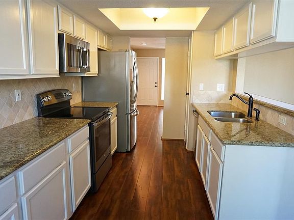 2nd image of 14911 Wunderlich Dr APT 1001
