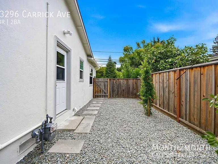 13296 Carrick Ave — Photo 59