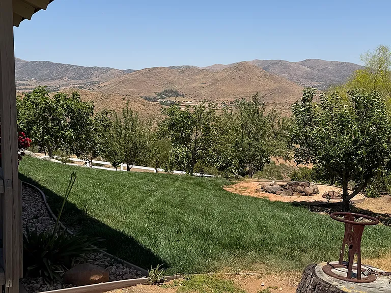 Escondido Canyon Rd — Photo 38