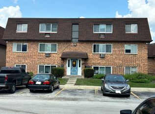 1202 E Woodbury Ln #3B, Palatine, IL 60074