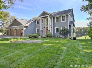 6578 White Pine Dr, Greenville, MI 48838
