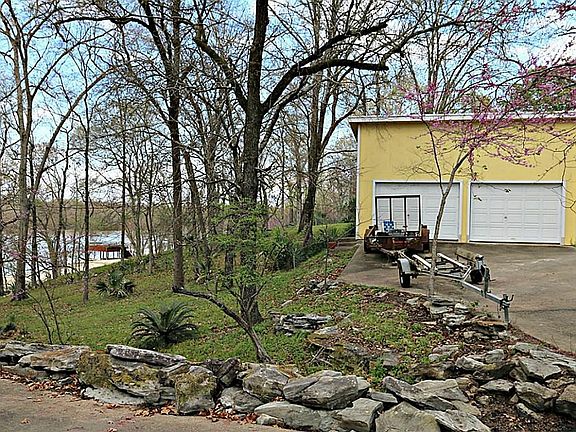 Tons of storage for extra lake toys, golf carts, or a super cool place to hang out!