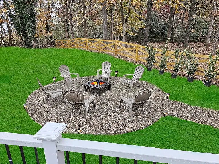 7204 Leaves Ln — Photo 16