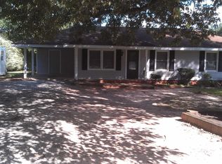 565 Womack Rd, Covington, GA 30016