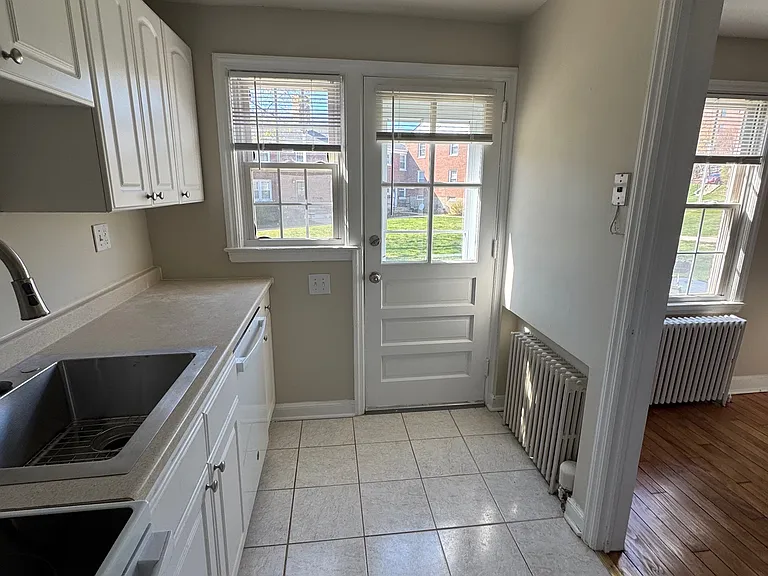 Loomis Drive — Photo 80