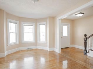 9 Frederick St #1, Framingham, MA 01702