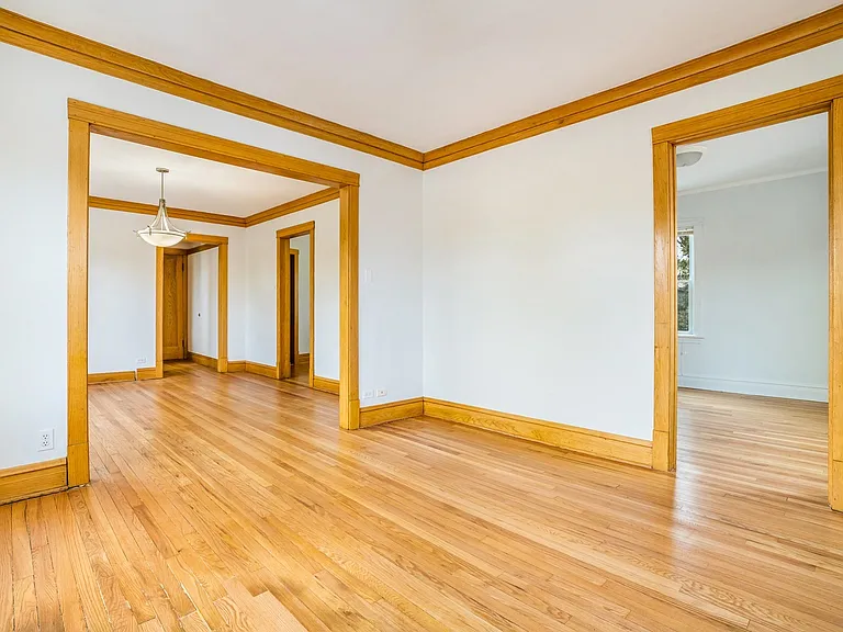 2536 N Lavergne Ave #2N — Photo 5