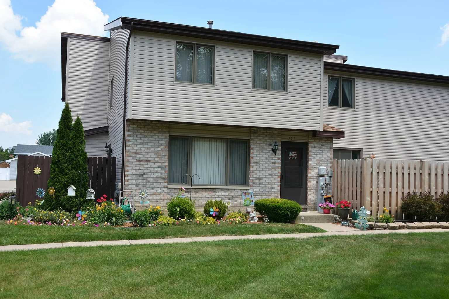 751 Bon Terre Rd photo 1